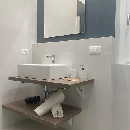 Brezza Di Stabia Πανσιόν 4*